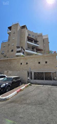 דוד נוי 62