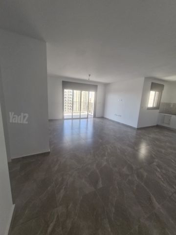 יצחק ארנסט נבנצל 1