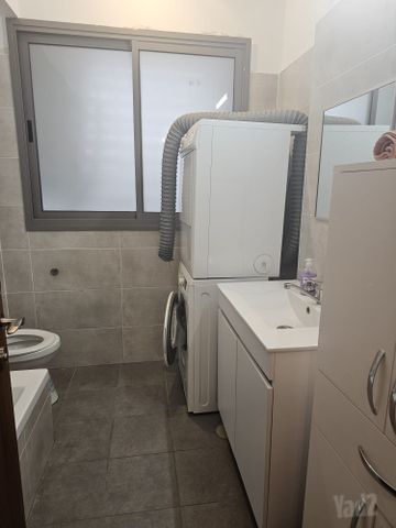 תמונה 4 של דירת 3 חדרים להשכרה בחולון