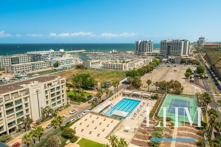 תמונה 2 של דירת 3 חדרים להשכרה בהרצליה