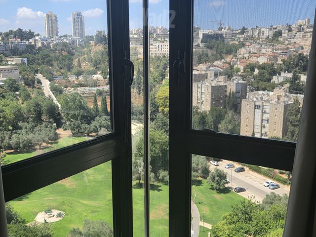דירה להשכרה בירושלים (תיווך) — 2