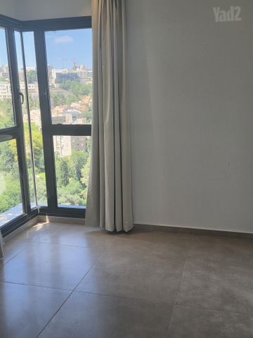 דירה להשכרה בירושלים (תיווך) — 5