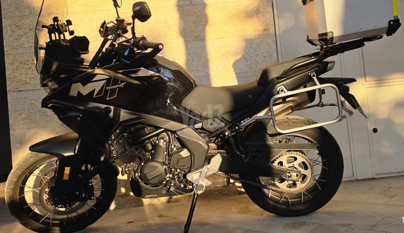 מודעת רכב CF MOTO 700MT
