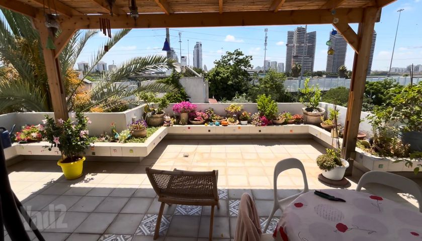 התפוצות 33