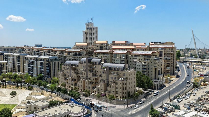 דירה למכירה בירושלים — 3