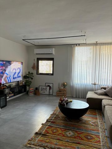השרון 20