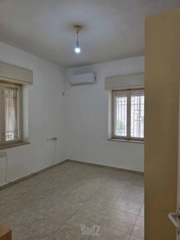 תמונה 8 של דירת 2 חדרים להשכרה בירושלים