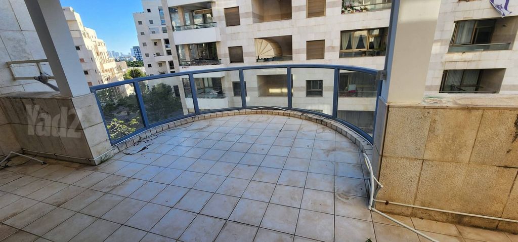 דירה למכירה בתל אביב יפו (תיווך) — 4