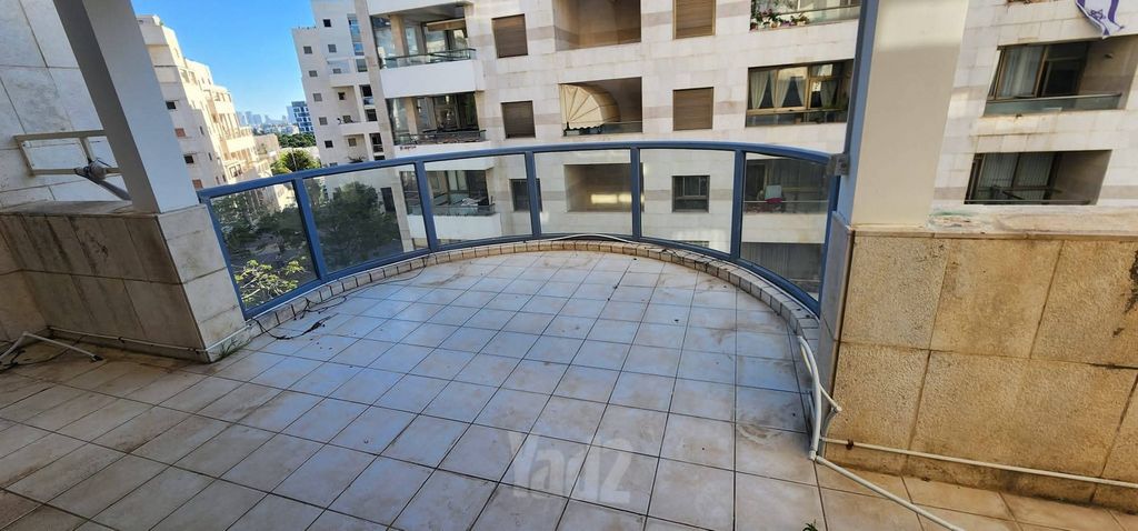 דירה למכירה בתל אביב יפו (תיווך) — 4