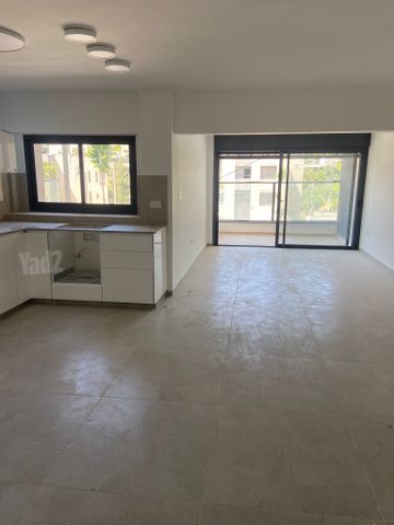 קוסטה ריקה 52