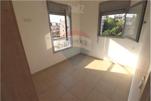 תמונה 5 של דירת 3 חדרים להשכרה בתל אביב יפו