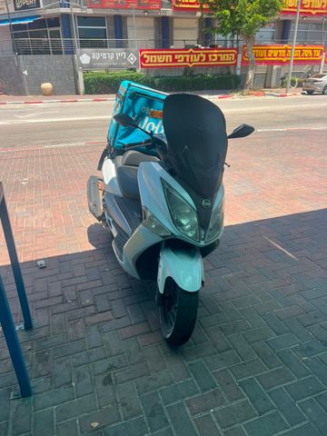מודעת רכב סאן יאנג ג'וי-מקס 250 XI