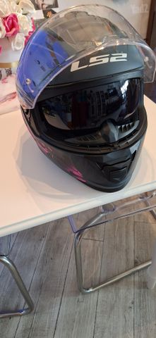 feedItemObj.data.row_1