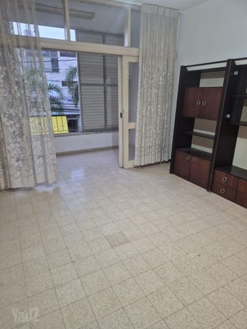 הרב הרצוג 14
