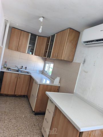השבעה 205