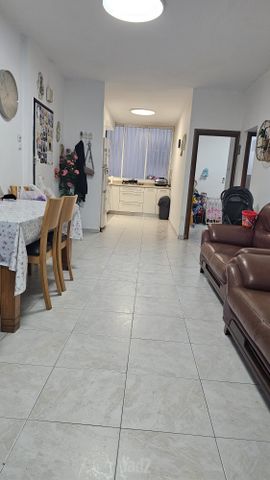 המעפילים 80