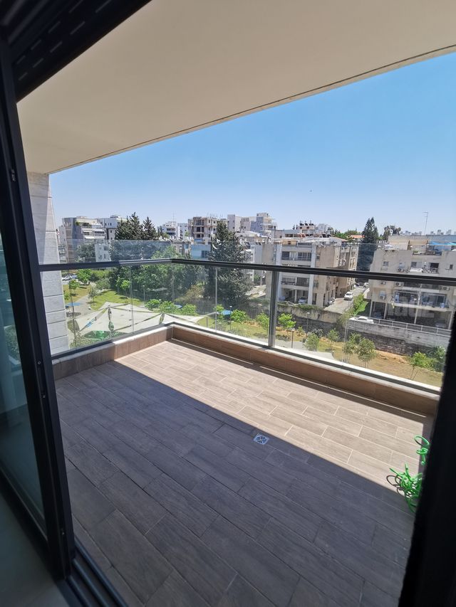 דירה, העצמאות 42, מרכז, הרצליה