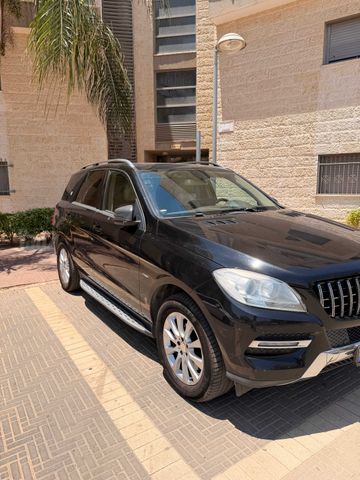 ML 4X4 Premium ML 350 אוט׳ בנזין 3.5 (306 כ״ס)
