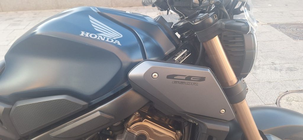 מודעת רכב הונדה CB650R