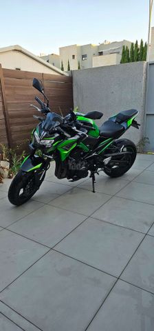 מודעת רכב קאוואסאקי Z900