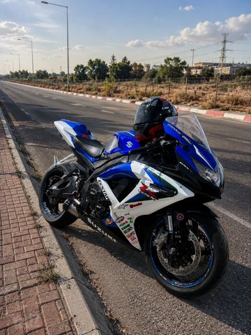 מודעת רכב סוזוקי GSX-R750