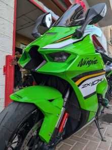 מודעת רכב קאוואסאקי נינג'ה ZX 10R