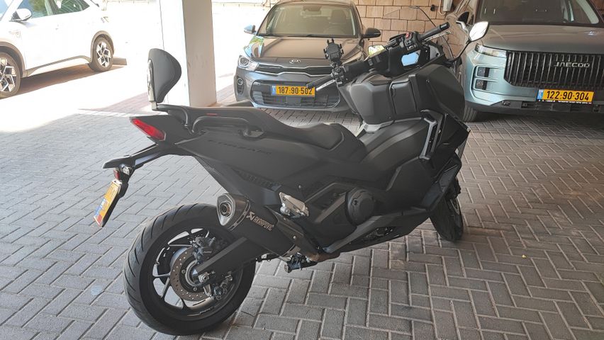 מודעת רכב הונדה FORZA750