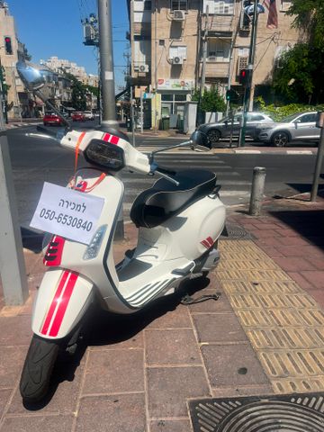 מודעת רכב פיאג'ו וספה ספרינט 125