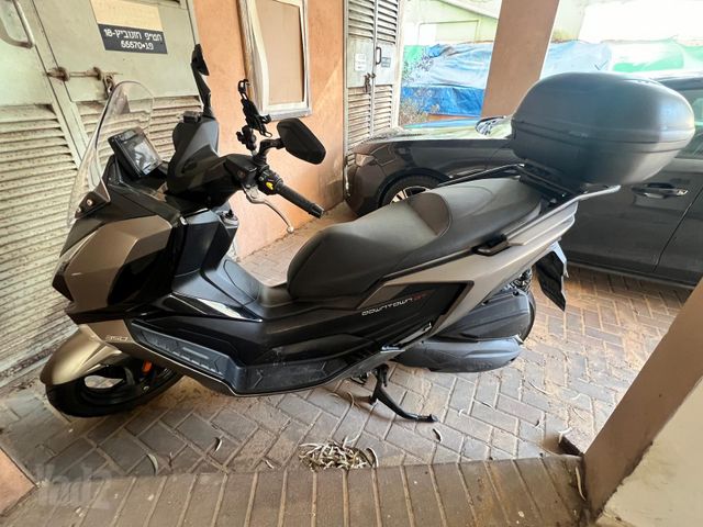 מודעת רכב קימקו דאון-טאון 350