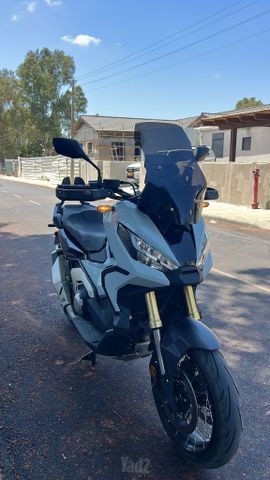 מודעת רכב הונדה X-ADV750