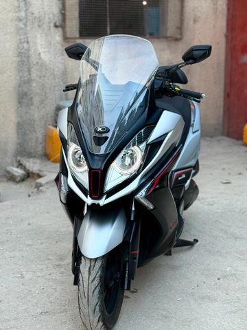 מודעת רכב קימקו דאון-טאון 350