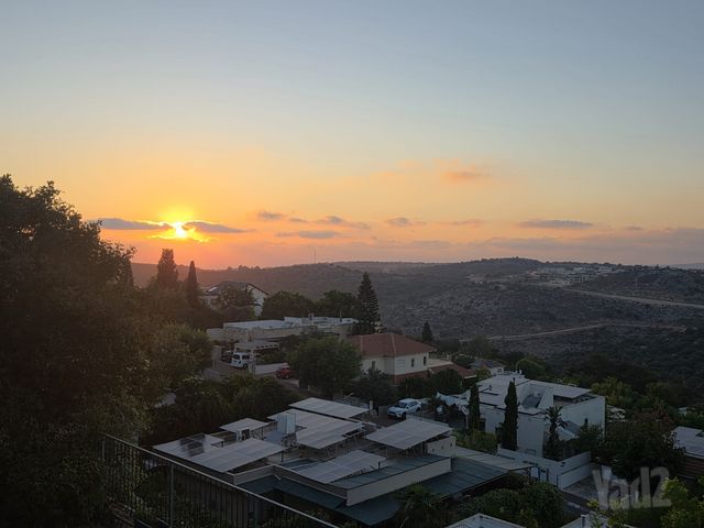 ירדן 15