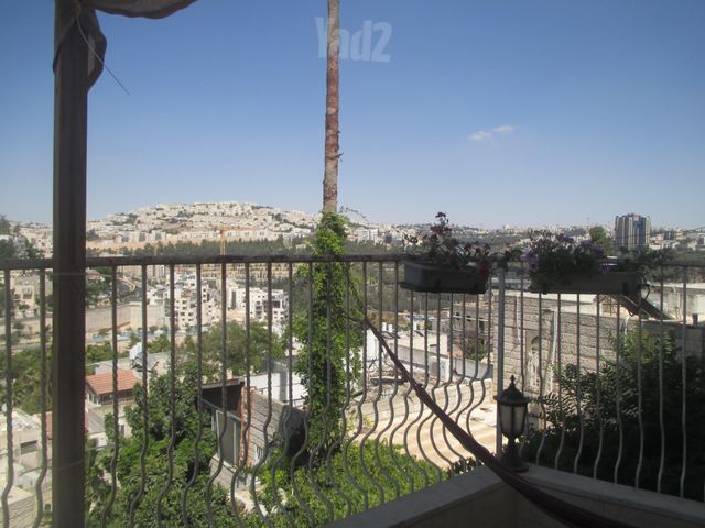 דירה למכירה בירושלים — 3