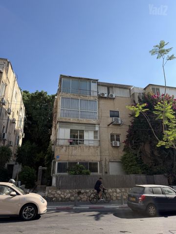 ז'בוטינסקי 31