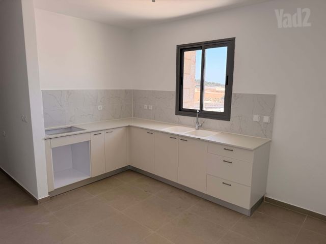 דירה להשכרה בבית שמש — 2