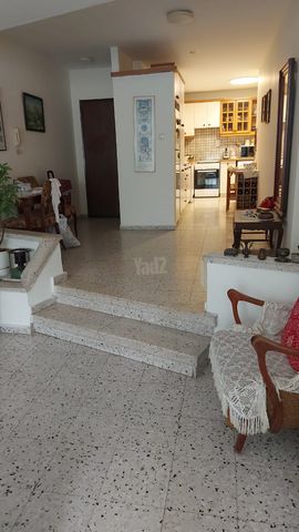 אוסישקין 48