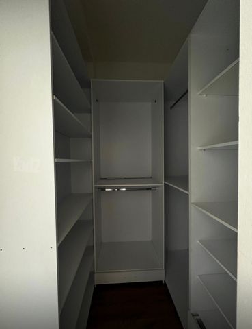 אריק לביא 18