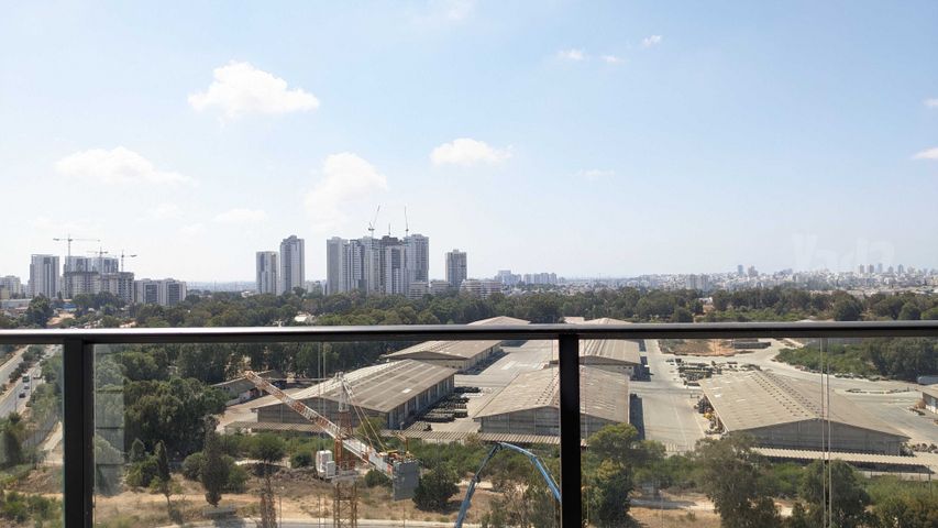 שדרות יצחק שמיר 4