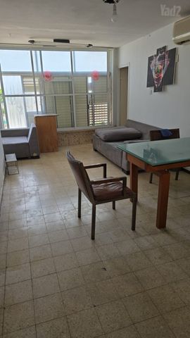 העצמאות 30