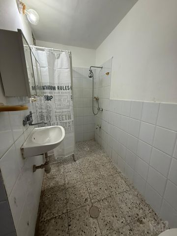 תמונה 4 של דירת חדר להשכרה בנתניה