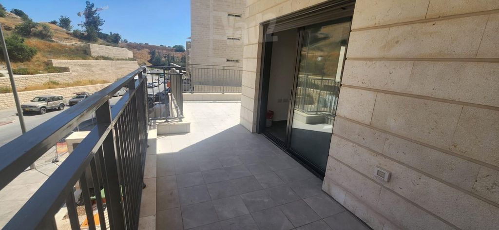 דירה להשכרה בירושלים — 4