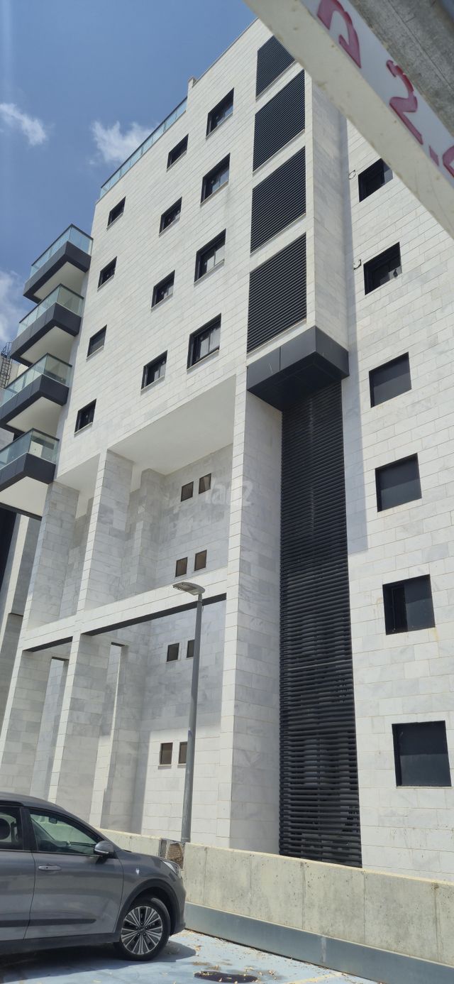 דירה, שדרות מח"ל 27, קרית חיים מערבית, חיפה