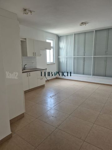 הרב הרצוג 40