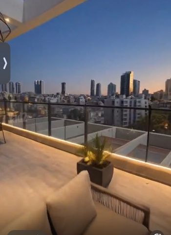 גג/ פנטהאוז