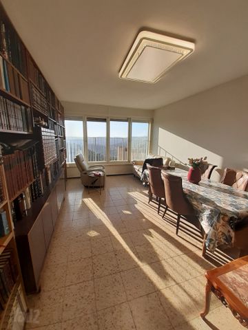 דירה למכירה בירושלים (תיווך) — 2