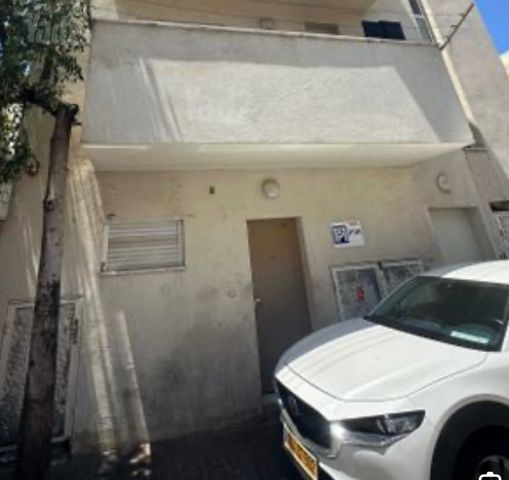 ליש 