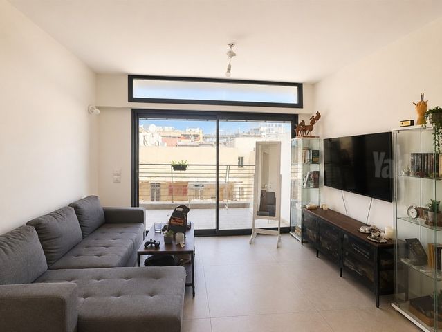 דירה למכירה בתל אביב יפו (תיווך) — 2