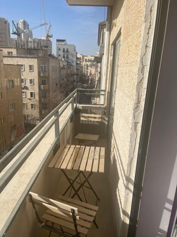 דירה למכירה בירושלים (תיווך) — 3