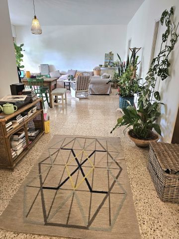 הבנאי 