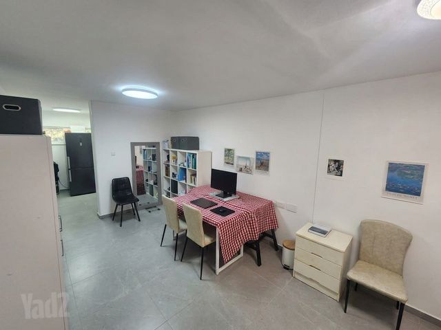 נתן אלבז 14